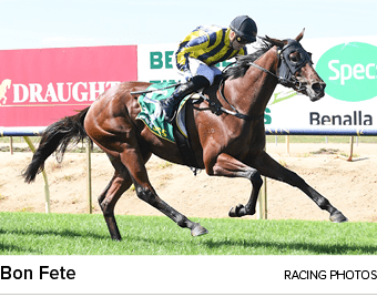 Bon Fete racing photo