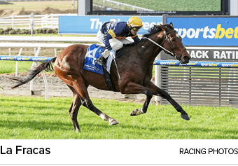 La Fracas racing photo