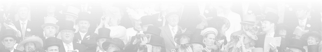 The crowds watch the King Edward VII Stakes Royal Ascot 17.6.11 Pic:Edward Whitaker